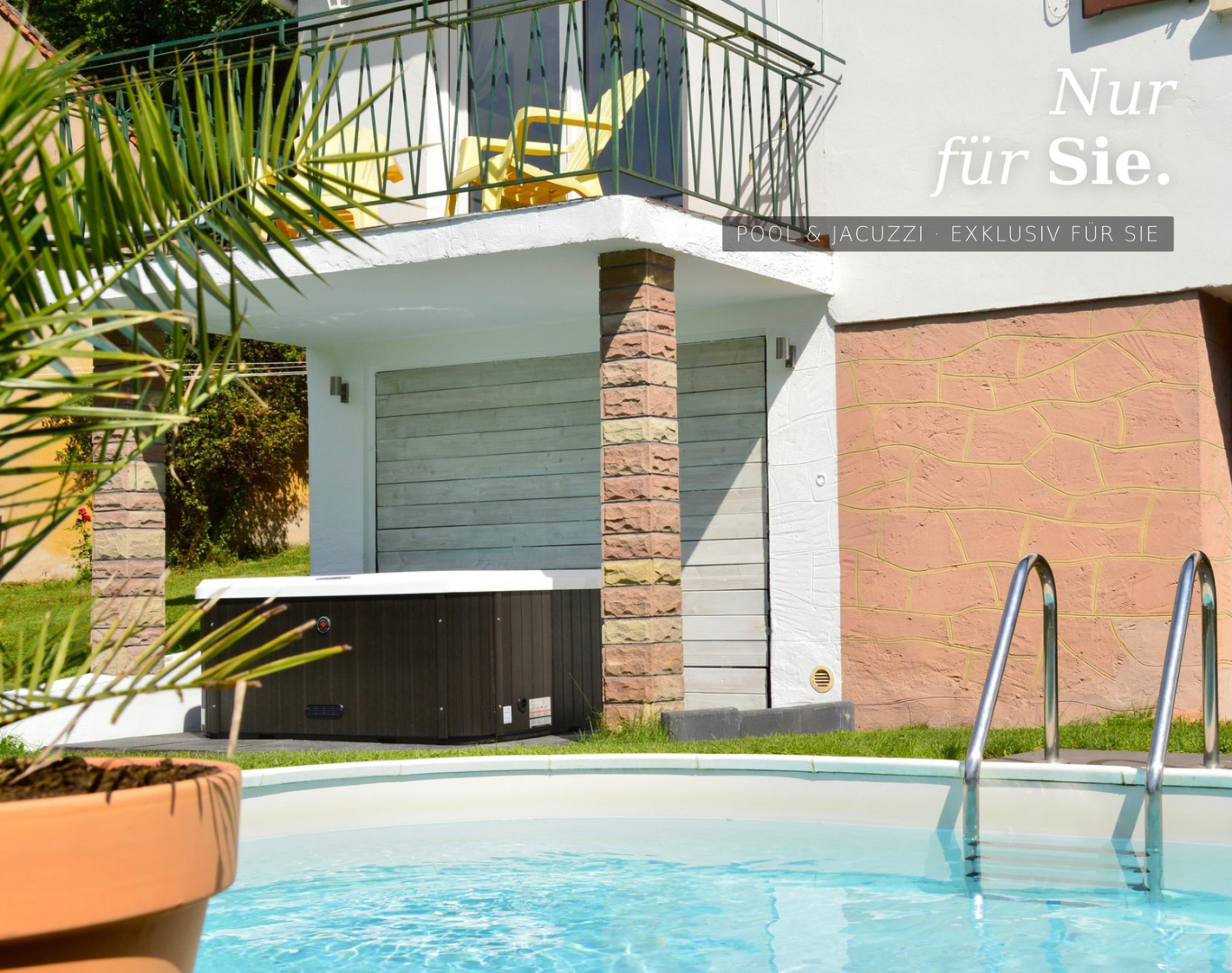 Jacuzzi und Pool im Garten – Ferienhaus mit Privatpool Sturzelbronn Nordvogesen