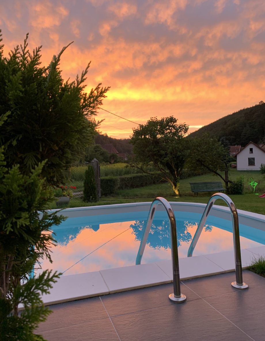 Gîte avec piscine à Sturzelbronn au coeur des Vosges du Nord